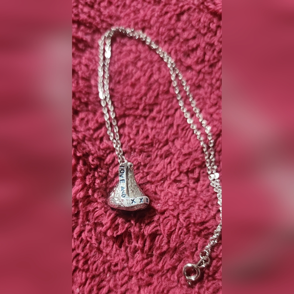 NWOT Silver Tone Chocolate Kiss Pendant Necklace